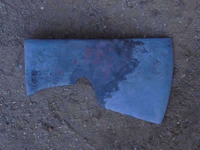 Øystein's finished Ryarbile, ready for quenching and tempering.  At the end of the day we left it at this stage - a beautiful forging.